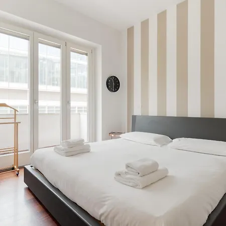Guesthost - Bright Balcony Flat X4 Gioia Mm2 Milán